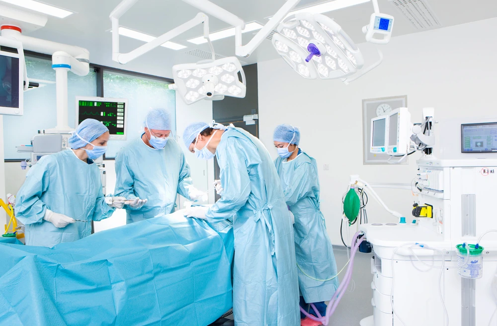 Operacija Zašto je važno ne jesti i ne piti prije operacije? - HRT