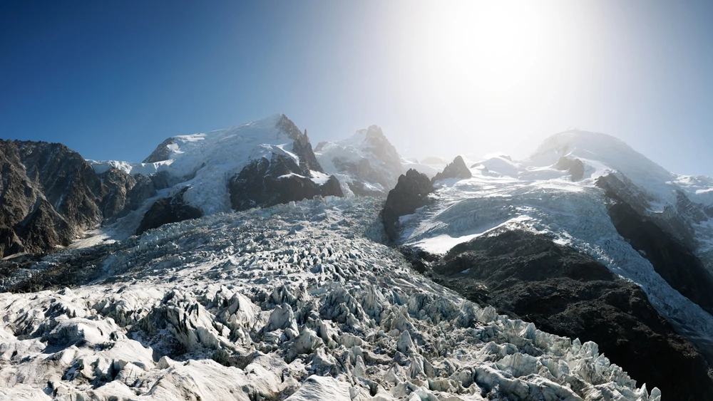 Jedna osoba poginula u rušenju ledenog bloka u francuskim Alpama