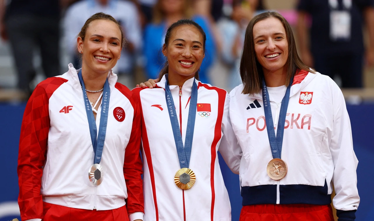 Donna Vekić,  Qinwen Zheng i Iga Swiatek, Foto: Edgar Su/REUTERS