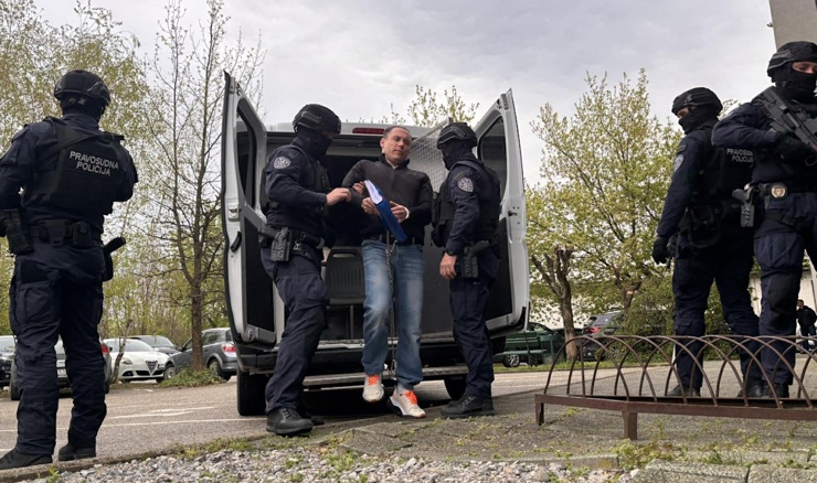 Četvrto ročište suđenja Srđanu Mlađanu, u fokusu sporna bilježnica