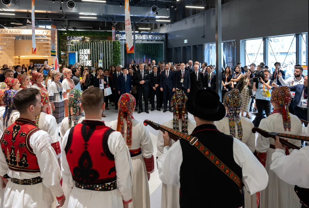 Gostovanje Ansambla LADO u Japanu