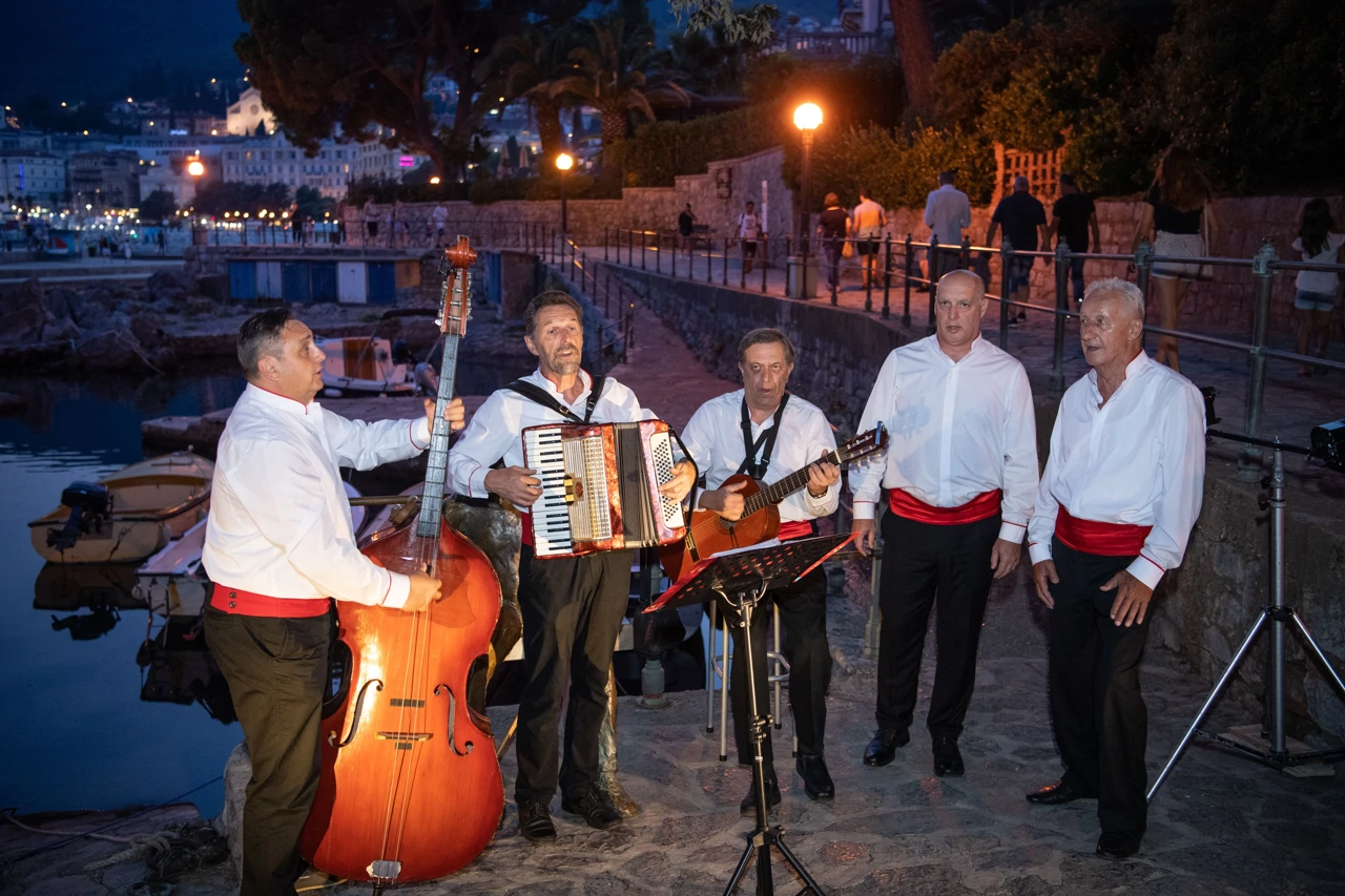 Klapa va Portiće