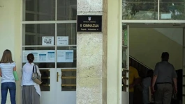 Gužve prilikom upisa u Srednju školu 