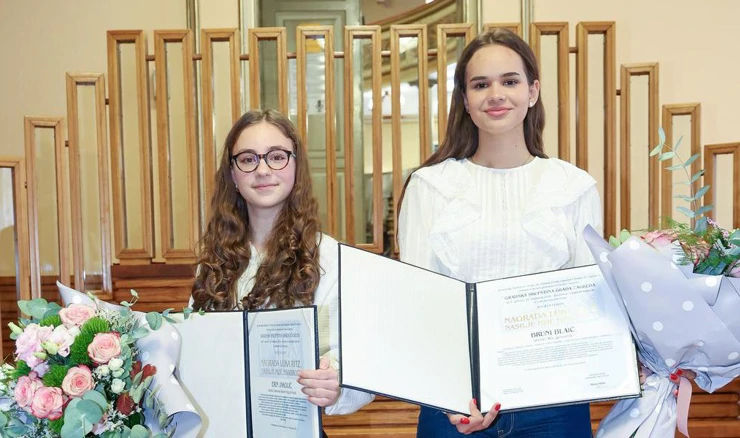 Erin Jakolić i Bruna Blaić