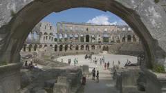 Razgledavanje turističkih znamenitosti Pule