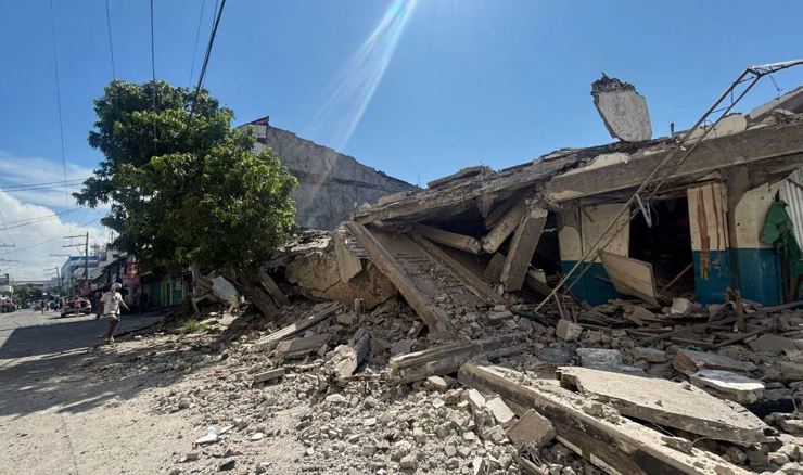 Najmanje troje mrtvih u potresu na Filipinima