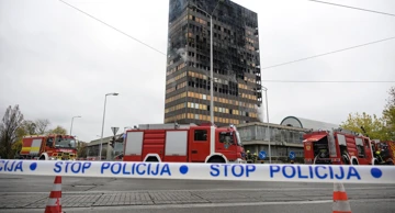 Izgorio neboder Vjesnika