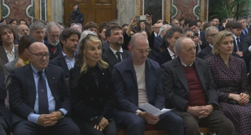 Papa Lav razgovarao s filmskim zvijezdama