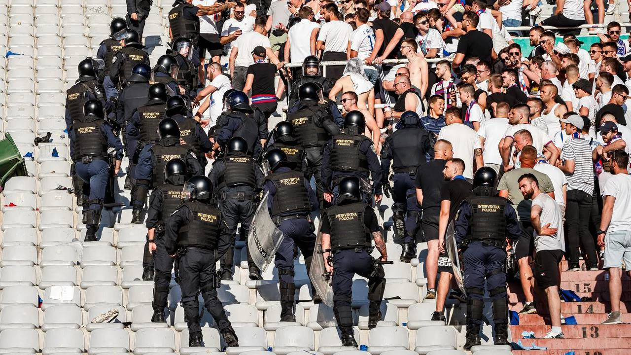Interventna policija na Poljudu