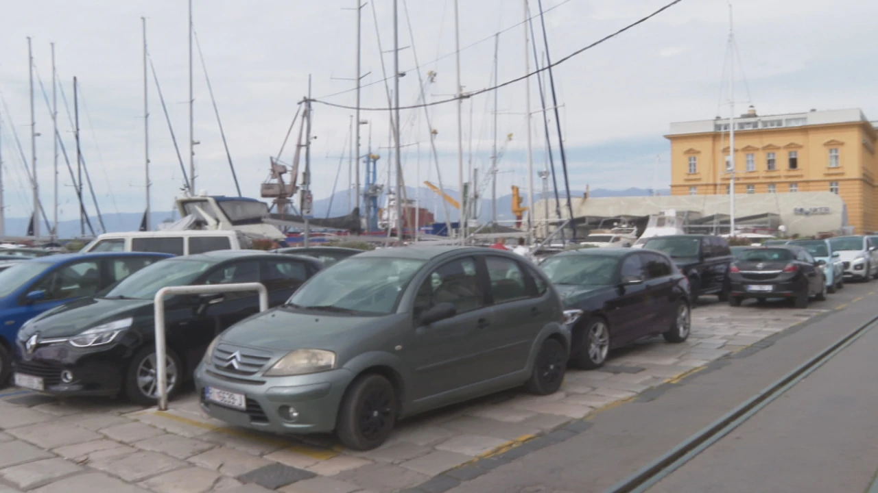 Parkiranje na riječkoj Rivi uskoro će u prošlost, Foto: HTV/HRT