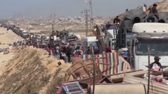 Palestinians fleeing Gaza City