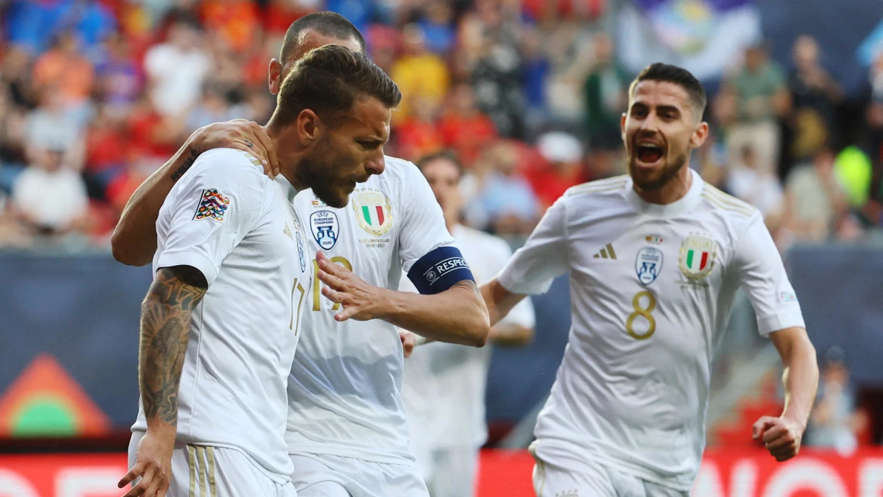 Ciro Immobile, Leonardo Bonucci i Jorginho slave