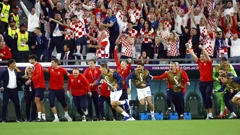 Slavlje hrvatskih igrača i stožera