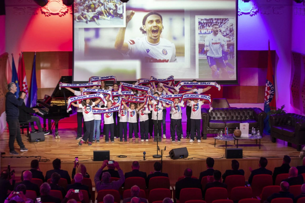 Promocija knjige i proslava 112. rođendana, Foto: Vladimir Dugandzic/CROPIX