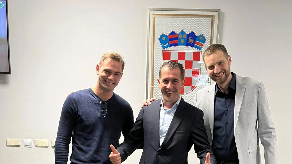 Subota, 1. studenoga na Prvom 