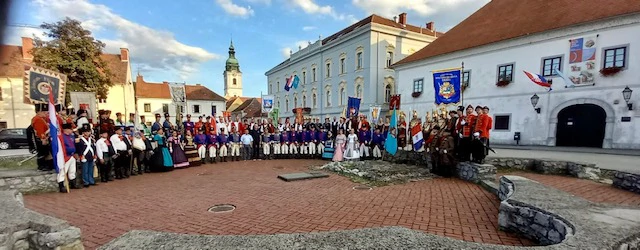Susret - Karlovac, Foto: Bože Jadrijević- Mladar, Povijesna postrojba Osinium, Sinj/ustupljena fotografija