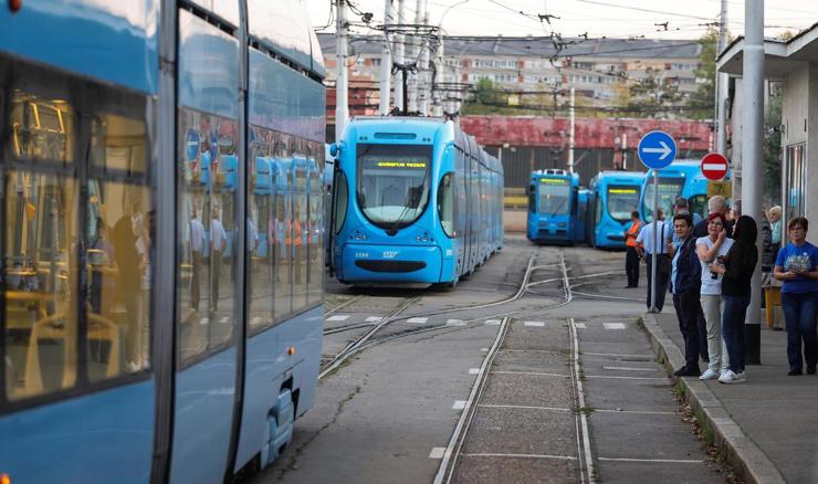 Promet i odvoz otpada normalizirani: ZET i sindikati danas o arbitraži
