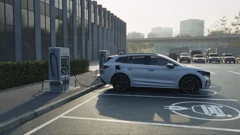 Električni automobil
