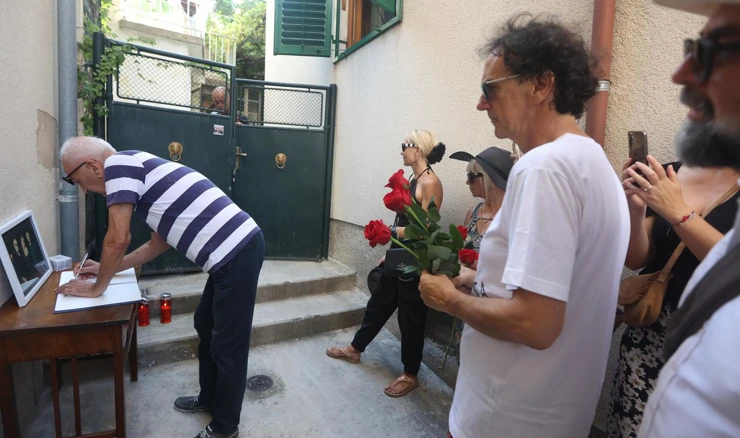 Šibenčani se opraštaju od obitelji Dedić