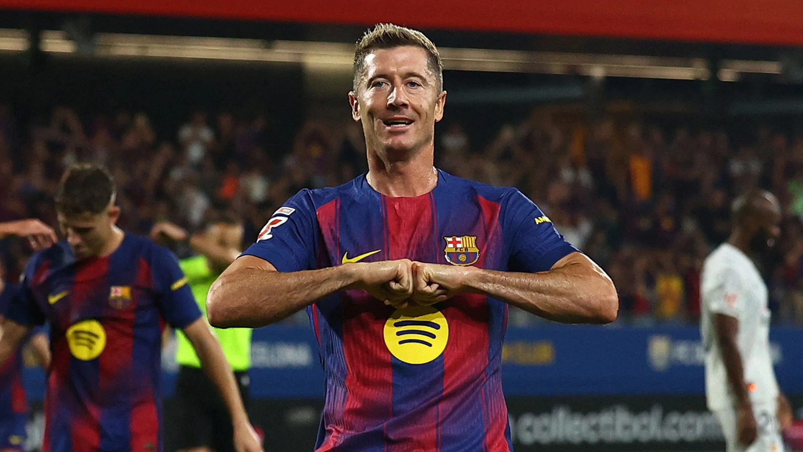 Lewandowski upitan za derbi Reala i Barcelone
