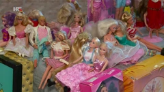Sanja već 40 godina skuplja Barbie lutke, ima ih 501