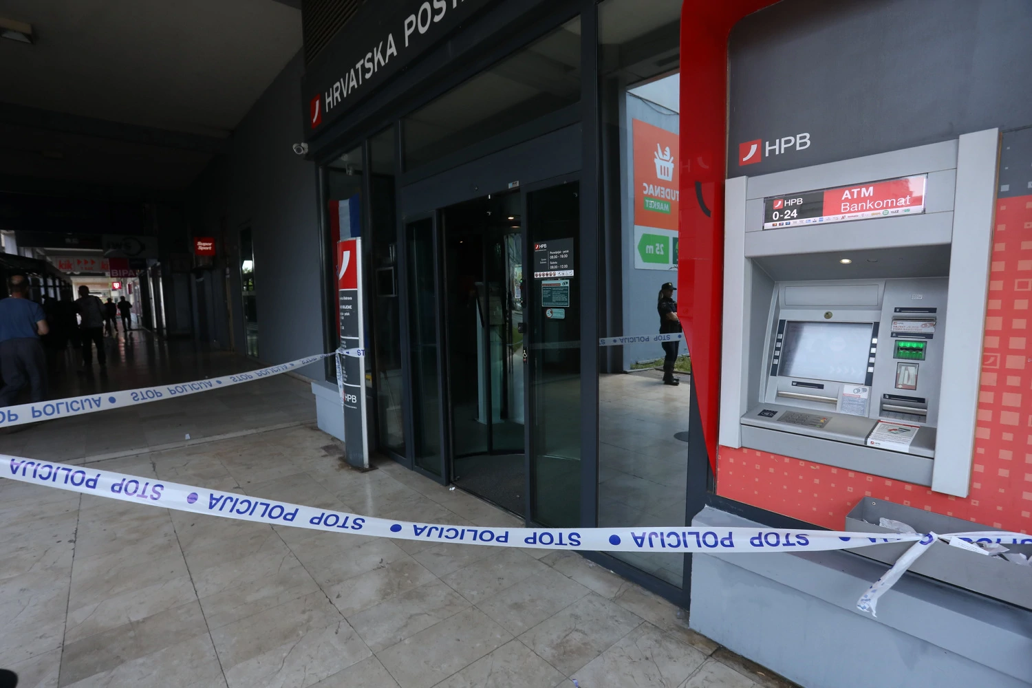 Opljačkana banka u zagrebačkoj Dubravi