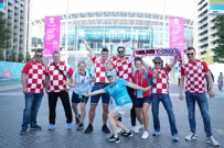Hrvatski navijači ispred Wembleyja, Foto: Goran Stanzl/Pixsell