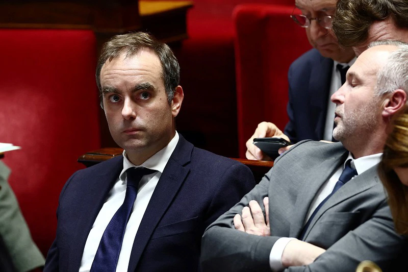 Francuski premijer odgodio mirovinsku reformu do izbora