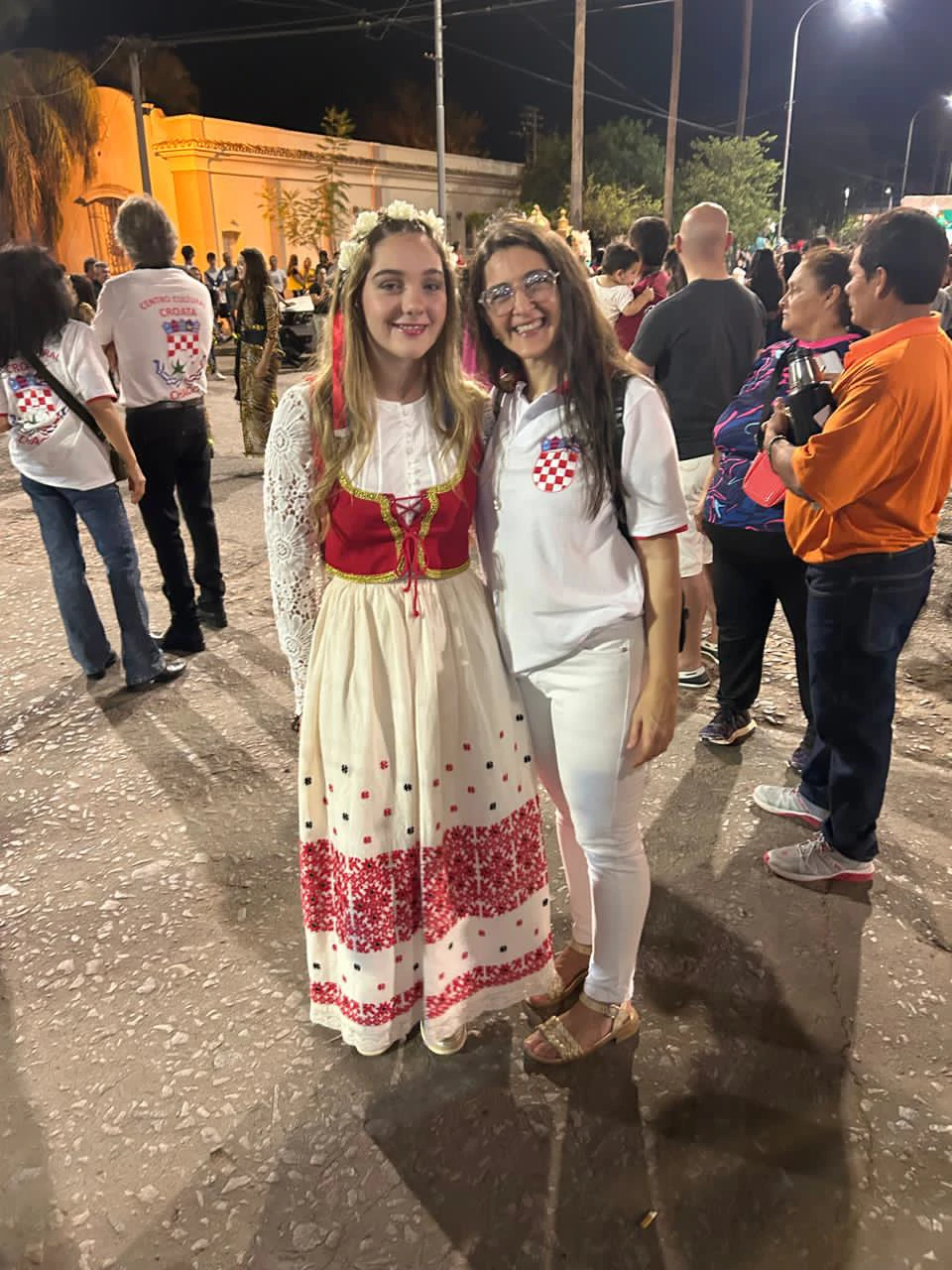 HRT Hrvatska Zajednica Na Povorci U Chacu