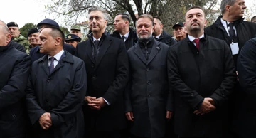 Plenković i Jandroković došli iskazati pijetet u Vukovar