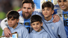 Lionel Messi sa sinovima 
