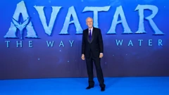 James Cameron na premijeri filma "Avatar: Put vode"