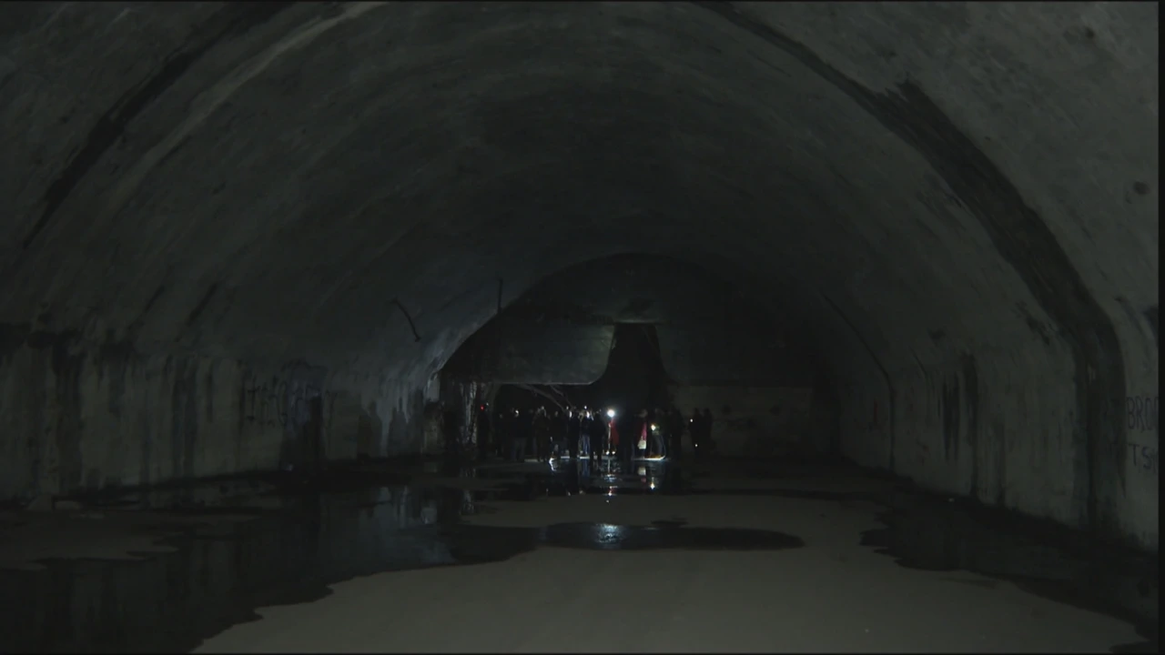 Ostaci tajnog hangara za avione u Željavi , Foto: HTV/HRT