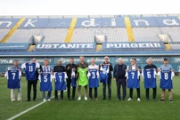 Dinamove klupske legende uoči utakmice, Foto: Luka Stanzl/PIXSELL