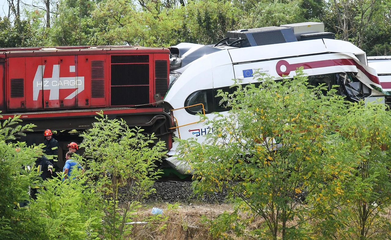 Sudar putničkog i teretnog vlaka između Gradeca i Svetog Ivana žabno, Foto: Damir Spehar /PIXSELL