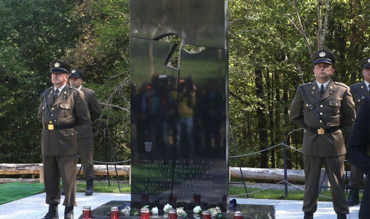 Spomen-obilježje za žrtve Gornjih Jama: Obitelji još čekaju odgovore