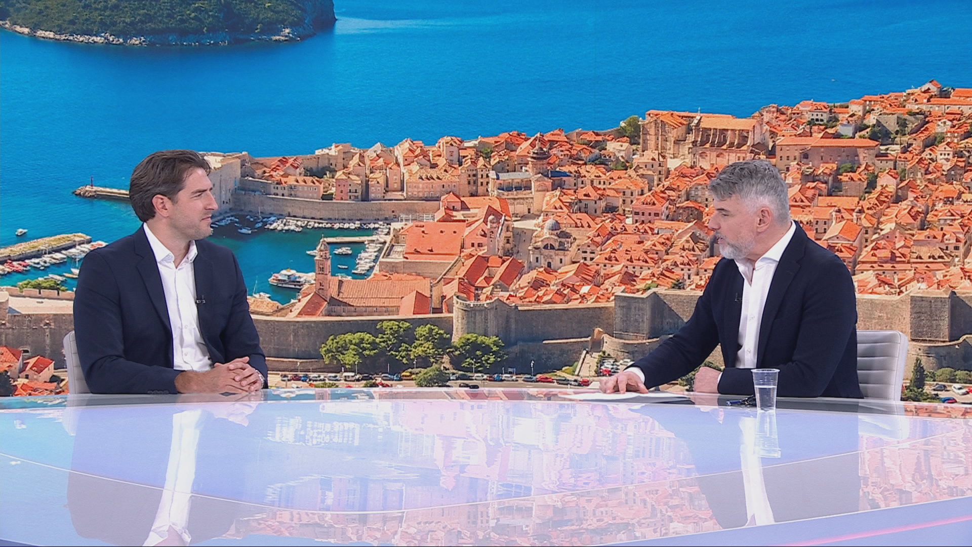 studio 4sub20 frame 5971 20260224154246