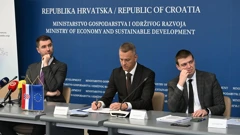 Potpisani ugovori za razvoj digitalnih inovacijskih centara