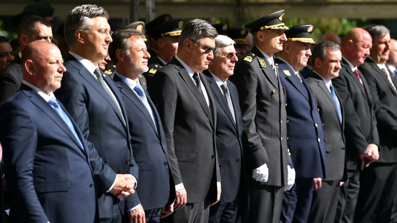 Državni vrh u Okučanima