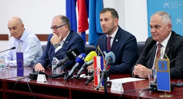 Grad Split i SDŽ sufinanciraju udžbenike za srednjoškolce