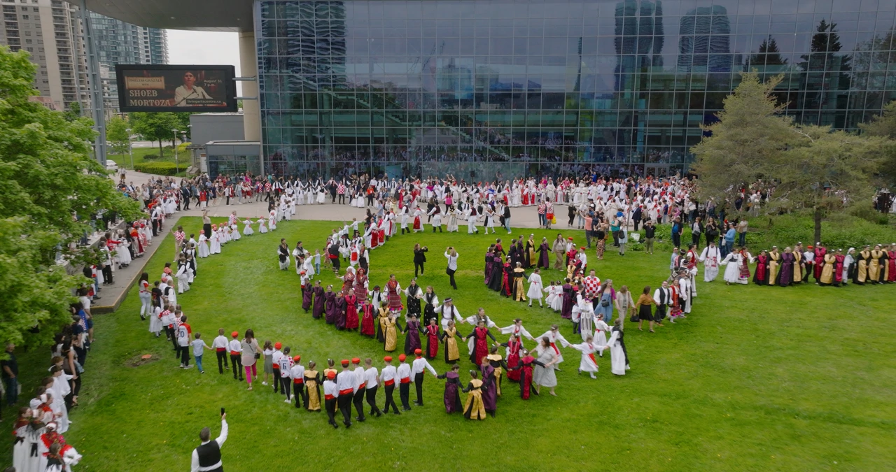 Hrvati iz Kanade zaplesali najveće kolo u Sjevernoj Americi , Foto: Kanadsko – hrvatski folklorni savez/-