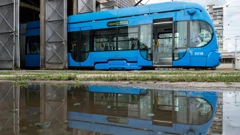 Niskopodni tramvaj/arhivska fotografija