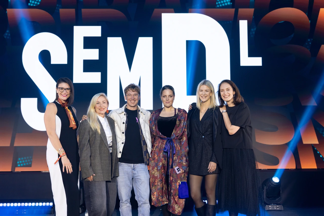 Članovi žirija i Iva Đurković 