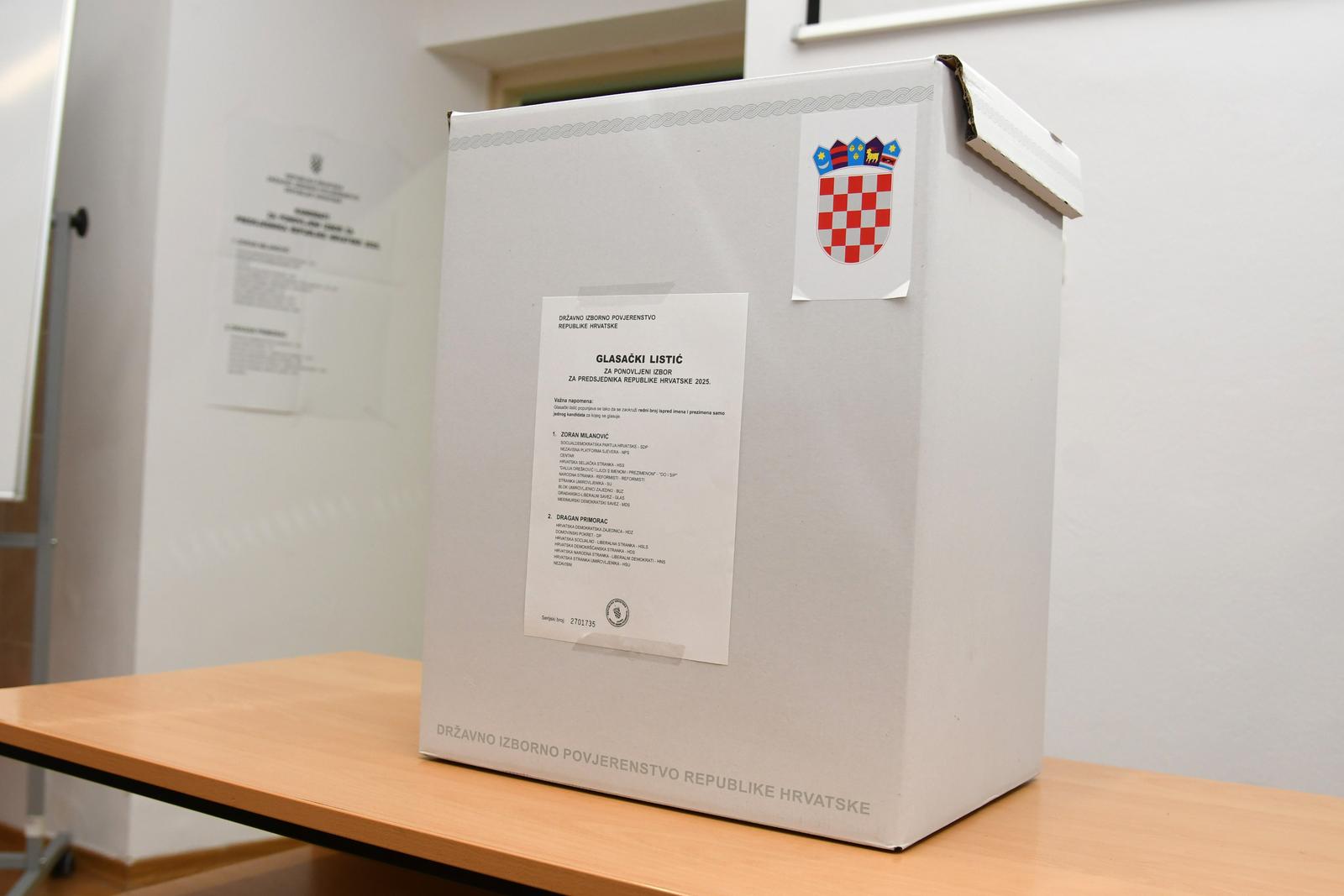 pxl 120125 126572904 20260403072519