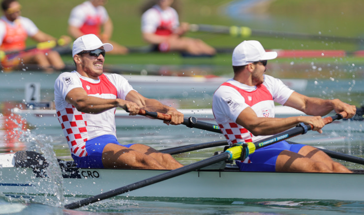 Četverac na pariće i braća Lončarić u polufinalu
