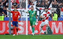Poništen pogodak Petkovića zbog preranog ulaska Perišića, Foto: Kacper Pempel/REUTERS
