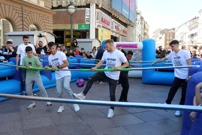Nogometaši Rijeke u druženju s navijačima na Korzu, Foto: Goran Kovacic/PIXSELL