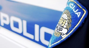 Policija
