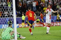  Fabian Ruiz postiže vodeći gol, Foto: Wolfgang Rattay/REUTERS