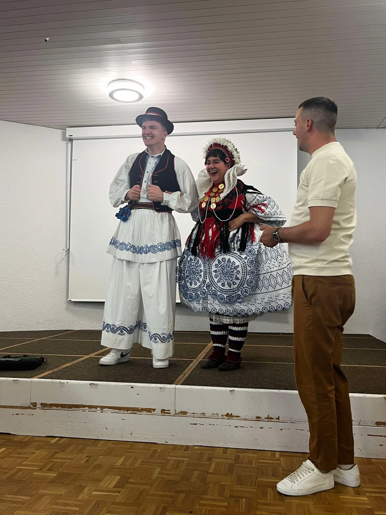 Seminar Pjesme i plesovi Slavonije u Švicarskoj